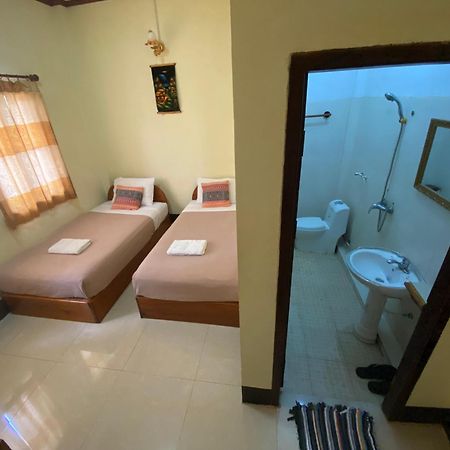 A Tee Guesthouse Luang Prabang Luaran gambar