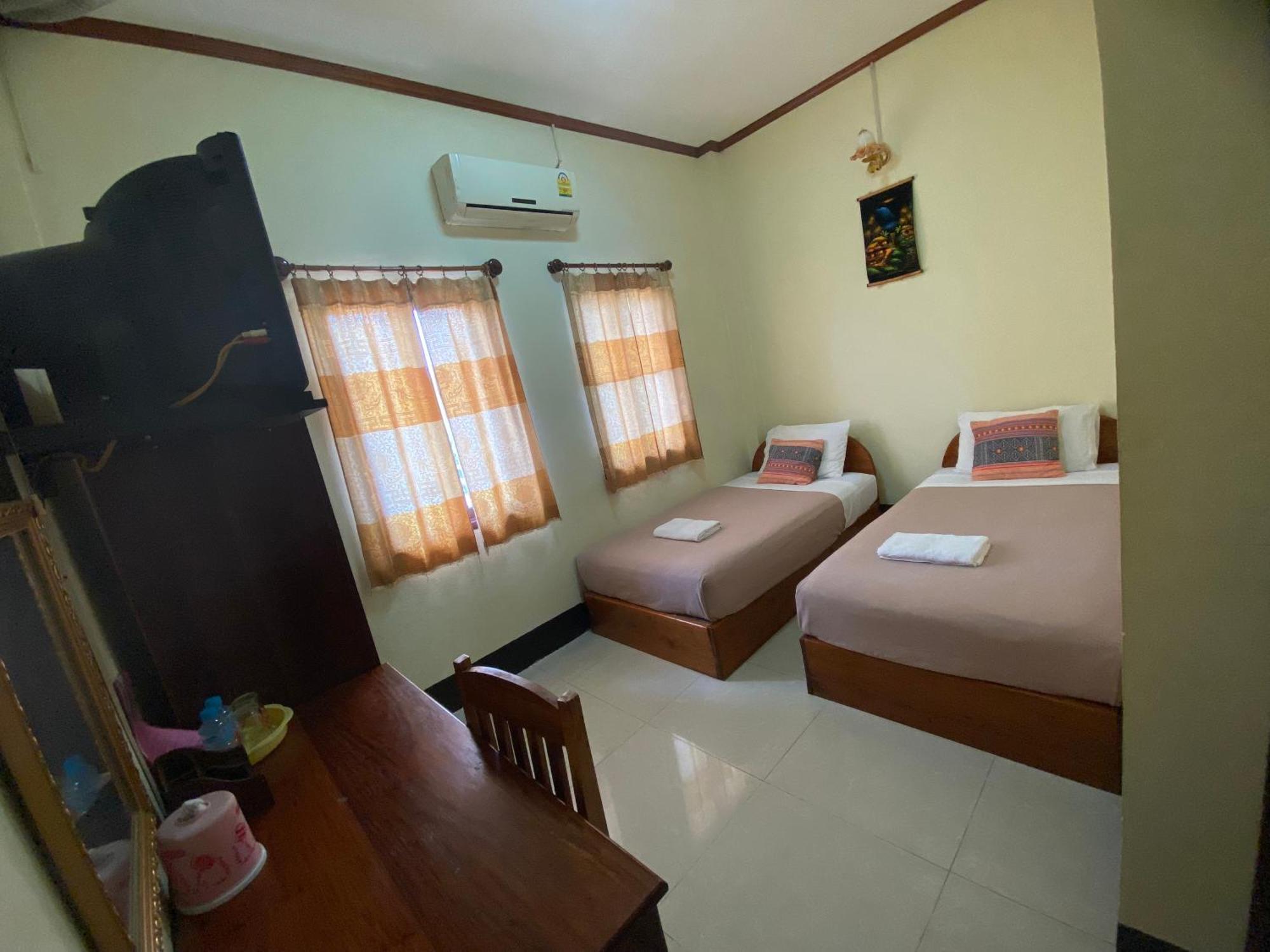 A Tee Guesthouse Luang Prabang Luaran gambar