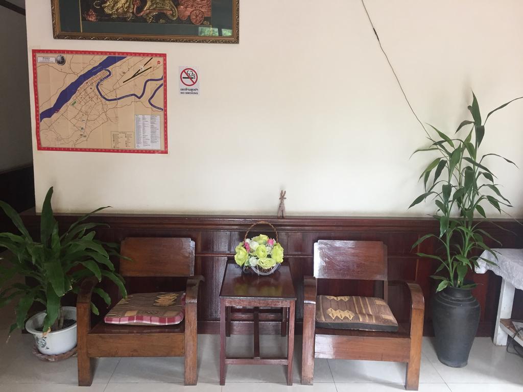 A Tee Guesthouse Luang Prabang Luaran gambar