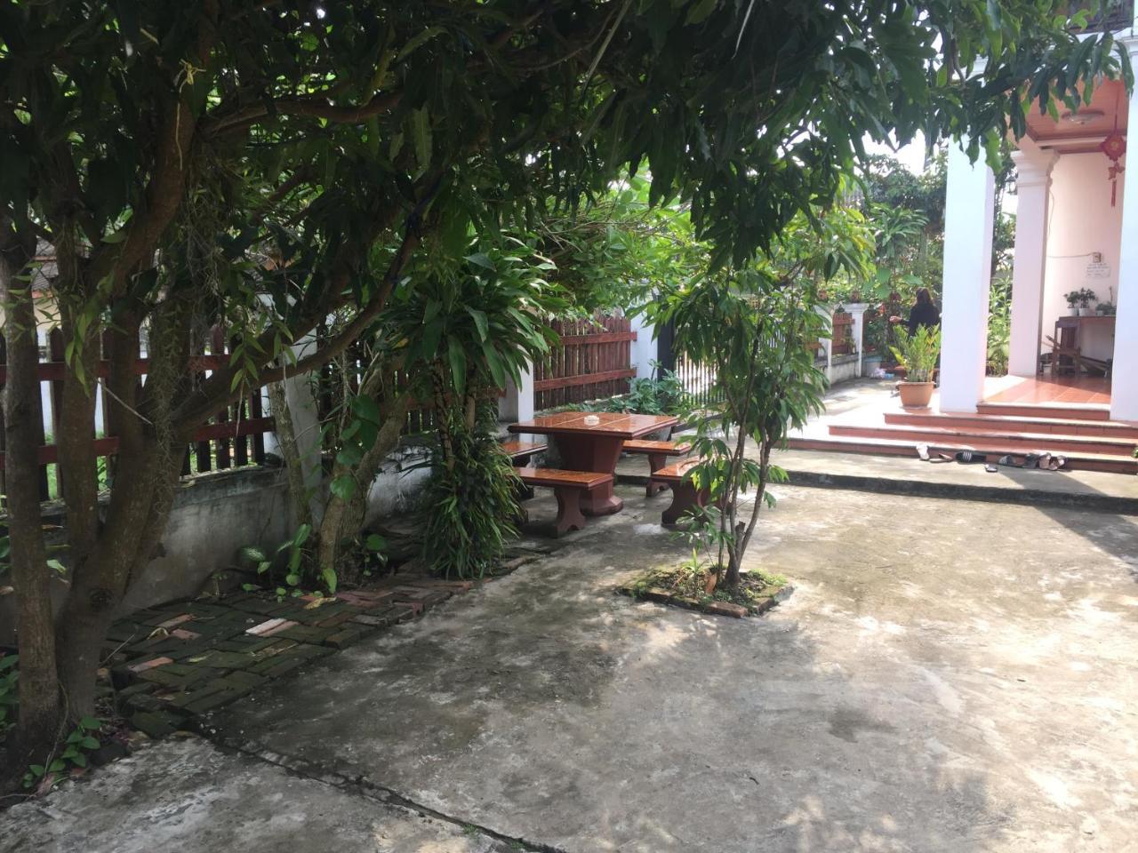 A Tee Guesthouse Luang Prabang Luaran gambar