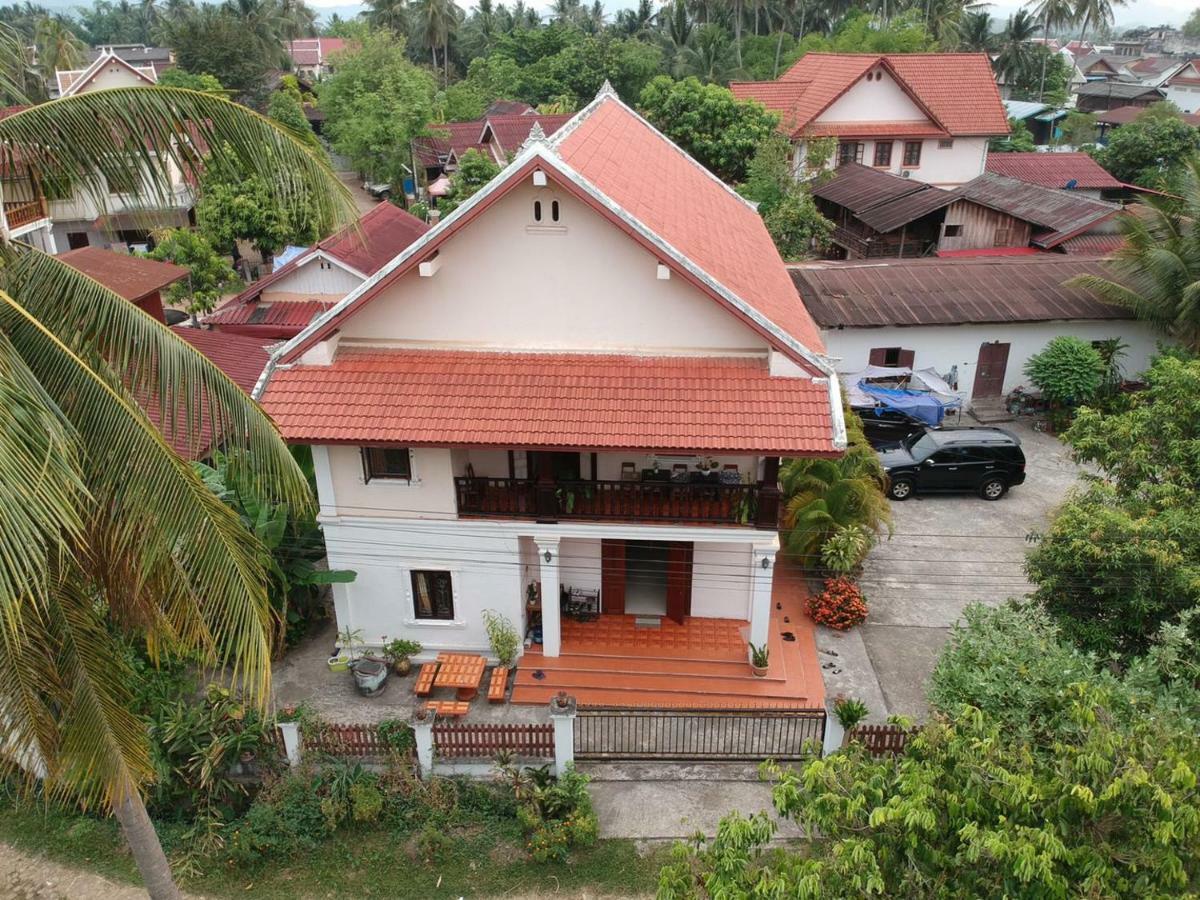 A Tee Guesthouse Luang Prabang Luaran gambar